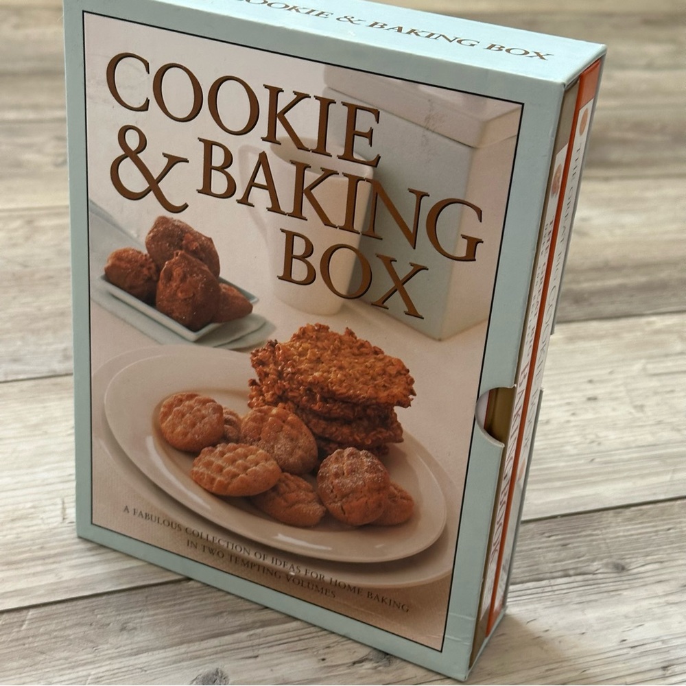 Hermes House Cookie & Baking Box 2 Nook Set Hardcover